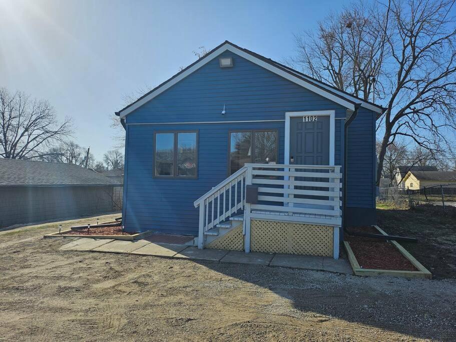 Modern 3br Home, 3 Min Airport. *